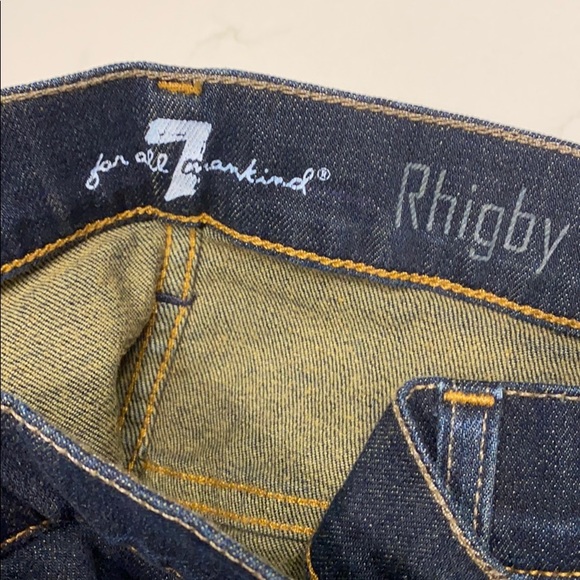 Like new men’s 7 for all mankind jeans - Picture 2 of 3